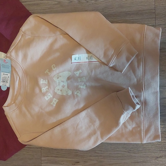 Sweatshirt bundle Kids. 4/5 and 6/7 - Picture 2 of 3